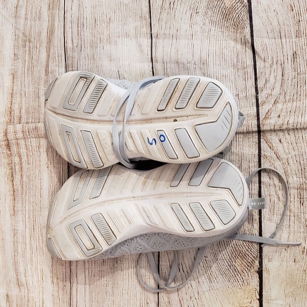 APL Sneakers - Picture 4 of 14